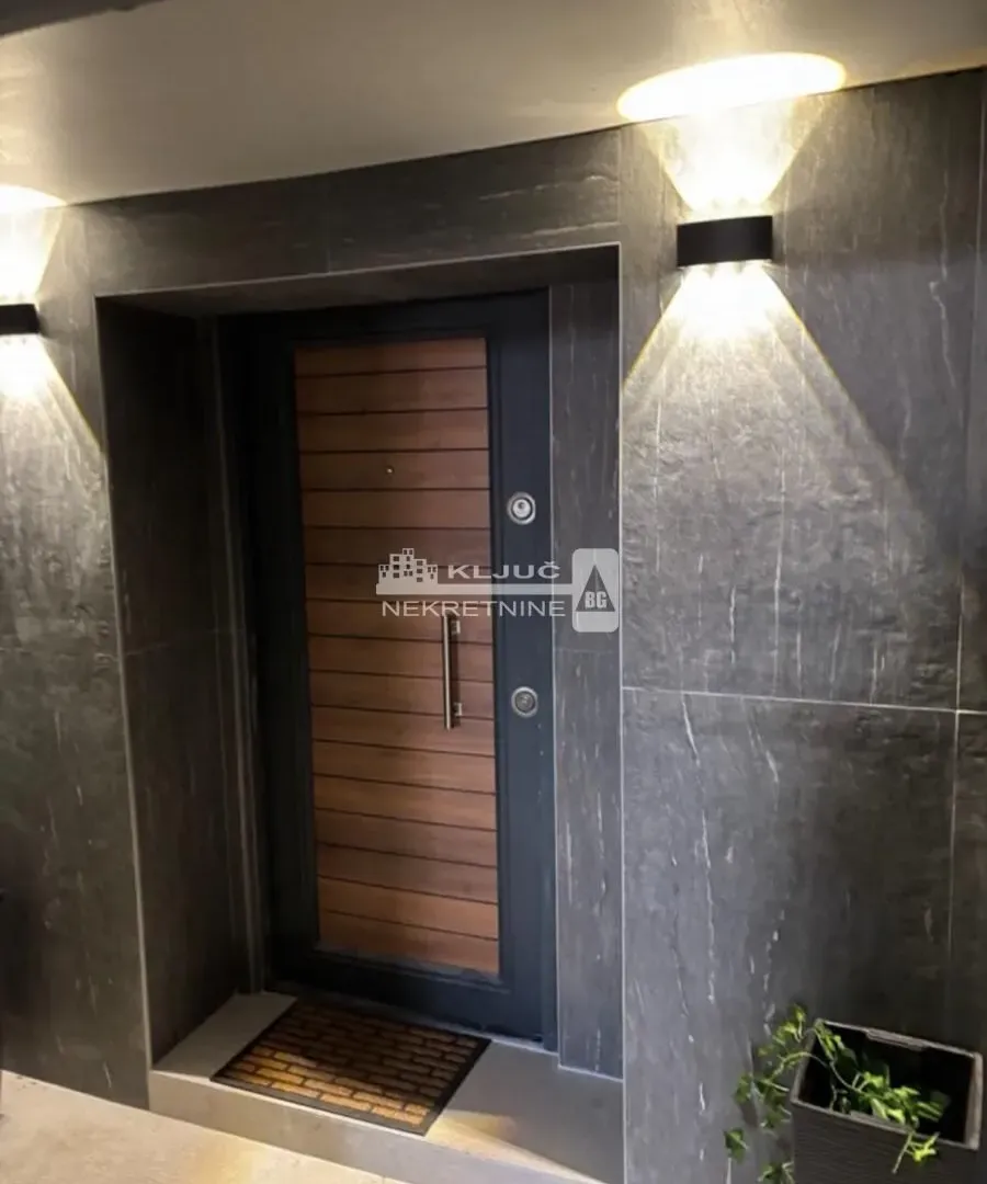 Sale, two bedroom apartment, 87m², Đeram Pijaca, Beograd