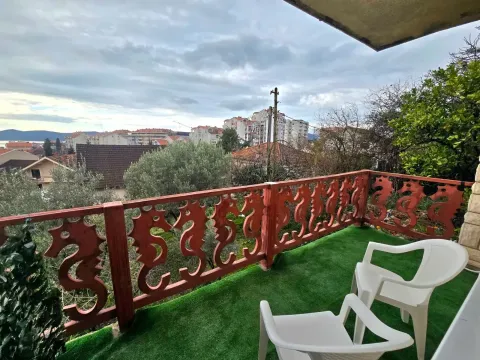 Prodaja, stan, 53m², Tivat, Crna Gora - image 1