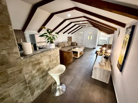 Izdavanje, kuća, 60m², Zabjelo, Podgorica - image 15