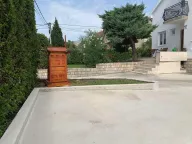 Izdavanje, kuća, 250m², Zagorič, Podgorica - image 16