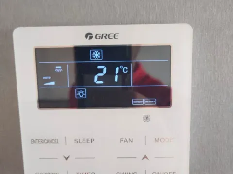 Izdavanje, poslovni prostor, 394m², Novi Sad Sve Podlokacije, Novi Sad - image 6