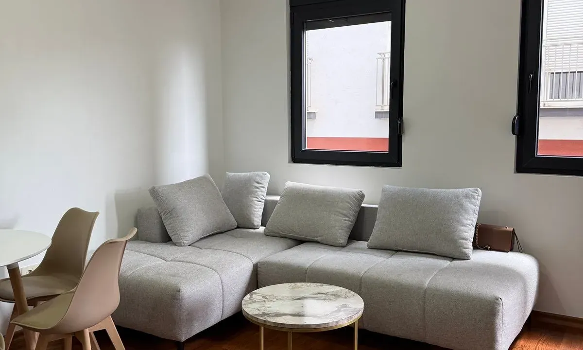 Izdavanje, jednosoban stan, 45m², Ljubović, Podgorica