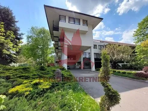 Prodaja, kuća, 1000m², Selters Banja, Mladenovac