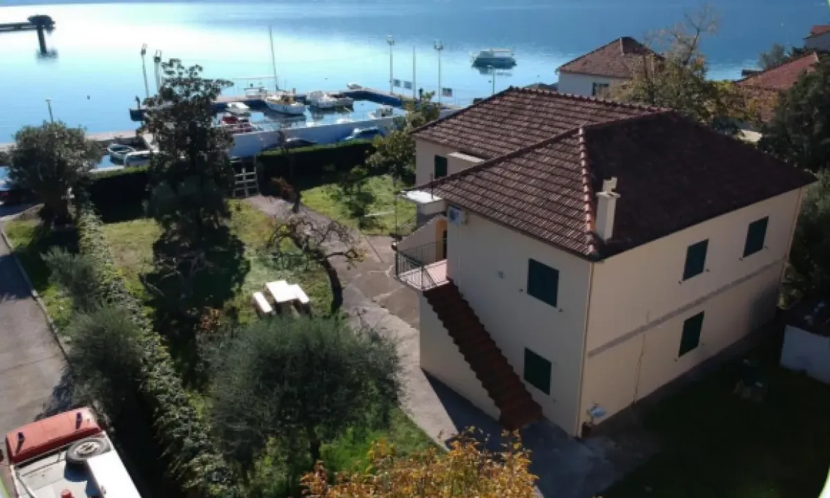 Prodaja, kuća, 240m², Bijela, Herceg Novi