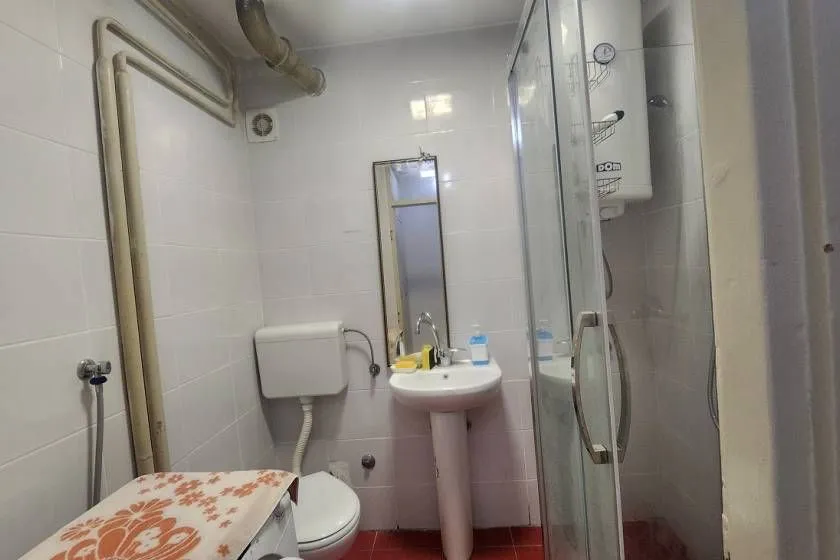Prodaja, četvorosoban stan, 94m², Lion, Zvezdara Sve Podlokacije
