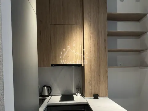 Prodaja, jednosoban stan, 36m², Tivat, Crna Gora - image 9