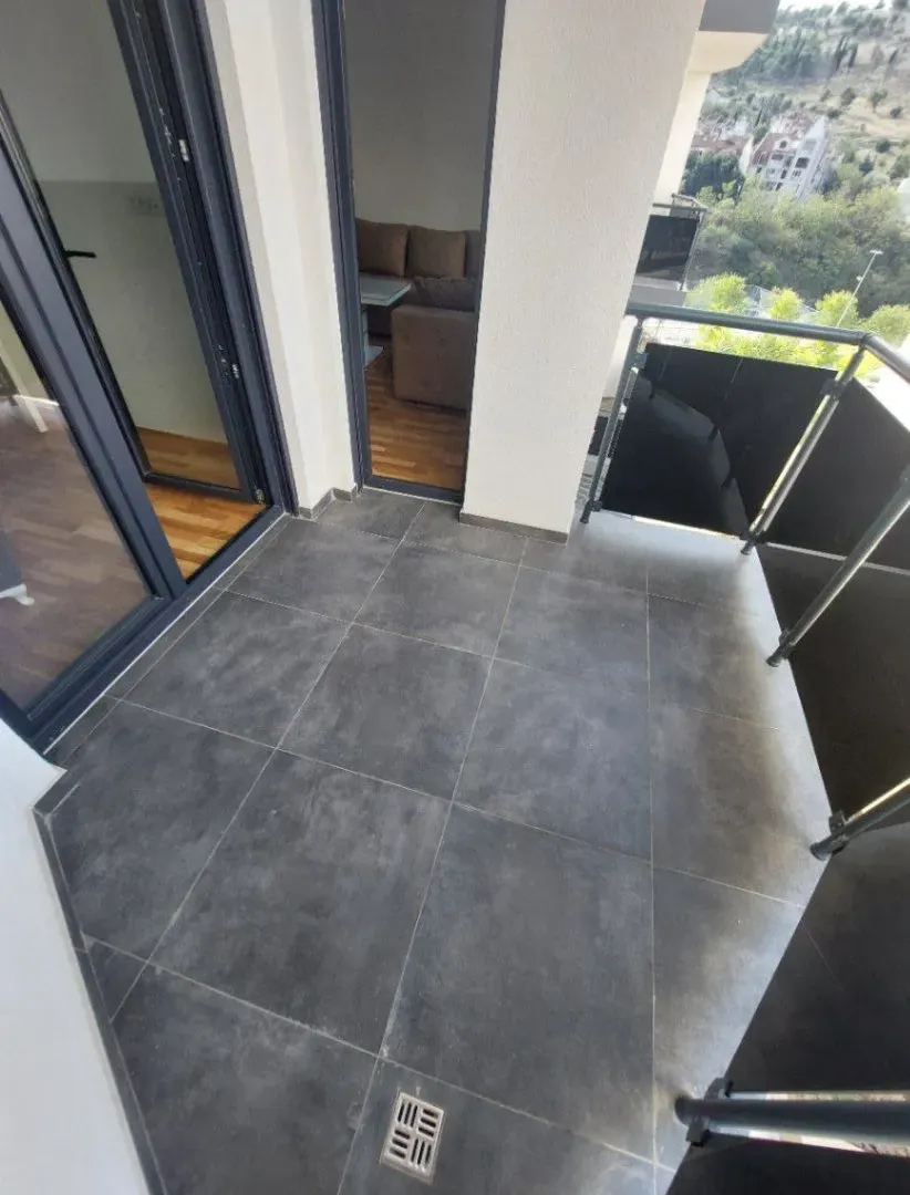 Izdavanje, jednosoban stan, 60m², Zagorič, Podgorica