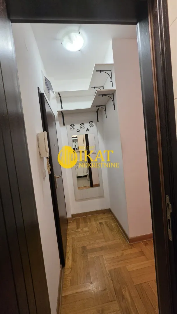 Prodaja, jednosoban stan, 32m², Lipov Lad, Zvezdara Sve Podlokacije