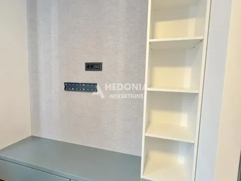 Sale, three bedroom apartment, 82m², Savski Venac, Beograd - image 9