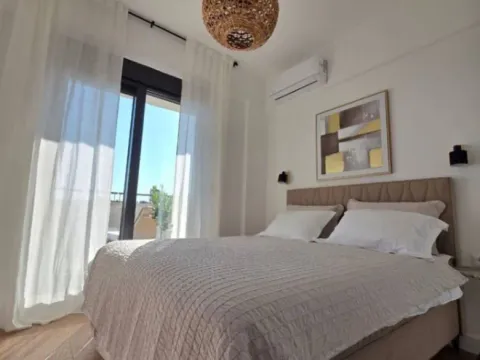 Stan-na-dan, jednosoban stan, 42m², Bečići, Budva - image 7