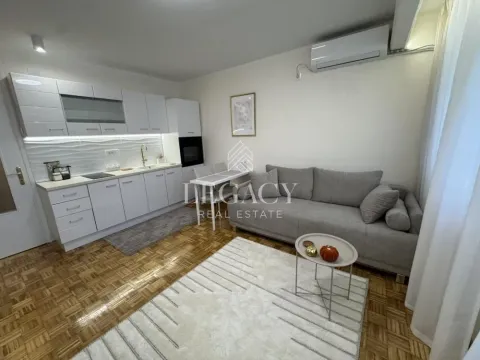 Izdavanje, stan, 26m², Voždovac Sve Podlokacije, Beograd - image 4