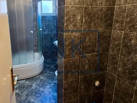 Izdavanje, jednosoban stan, 49m², Centar, Podgorica - image 6