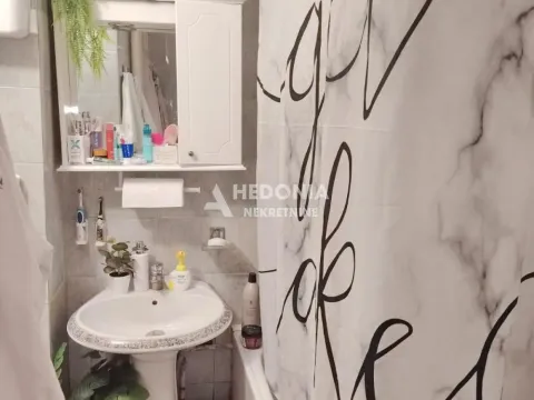 Prodaja, trosoban stan, 71m², Banovo Brdo, Beograd - image 16