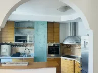 Izdavanje, jednosoban stan, 130m², Stari grad, Novi Sad - image 3