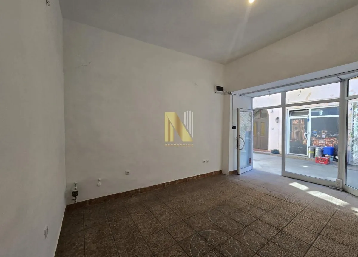 Rent, office space, 22m², Centar, Novi Sad