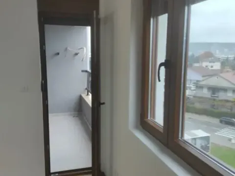 Prodaja, dvosoban stan, 56m², Stari Aerodrom, Podgorica - image 7