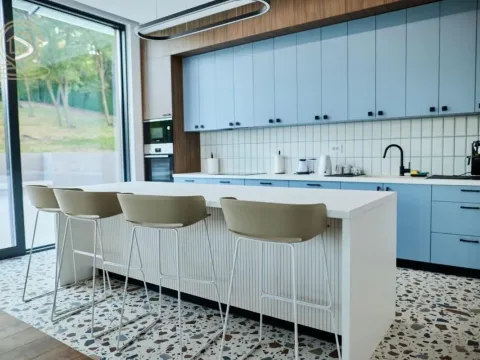 Izdavanje, poslovni prostor, 570m², Petrovaradin, Novi Sad - image 15