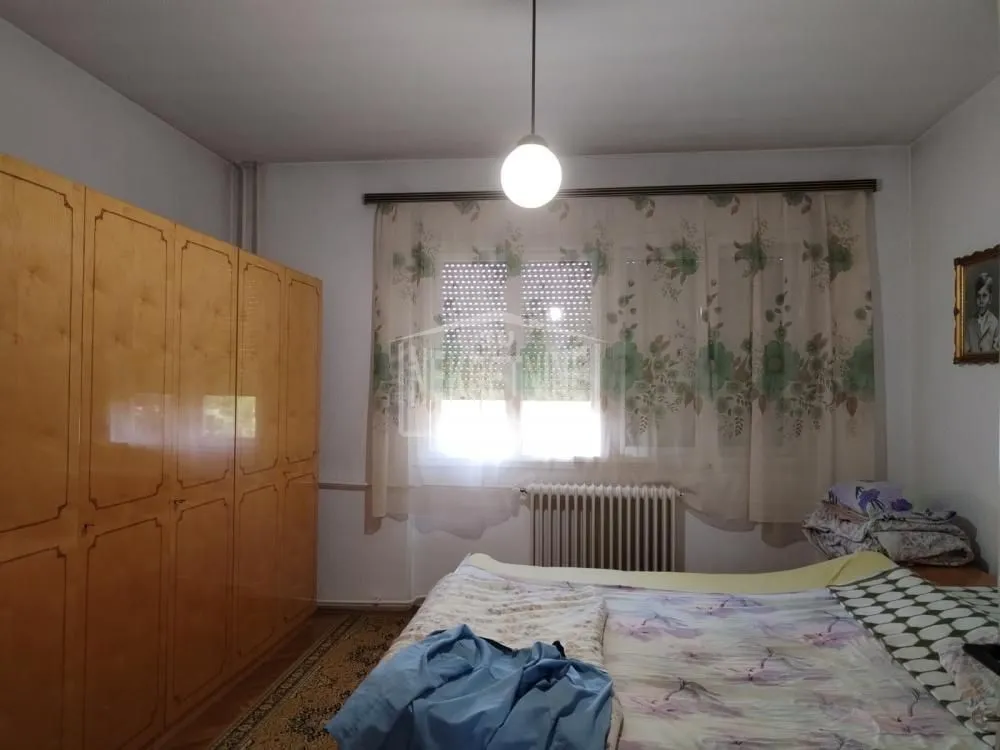 Prodaja, kuća, 328m², Železničko Naselje, Subotica