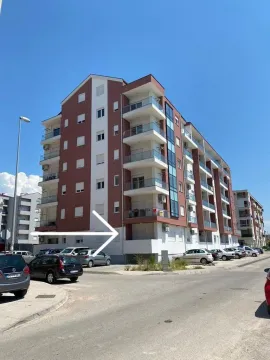 Izdavanje, dvosoban stan, 65m², Ljubović, Podgorica - image 2