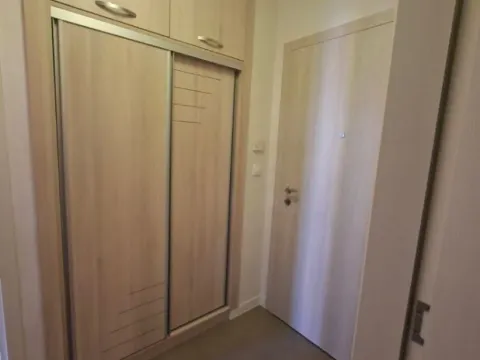 Izdavanje, stan, 40m², Pobrežje, Podgorica - image 4