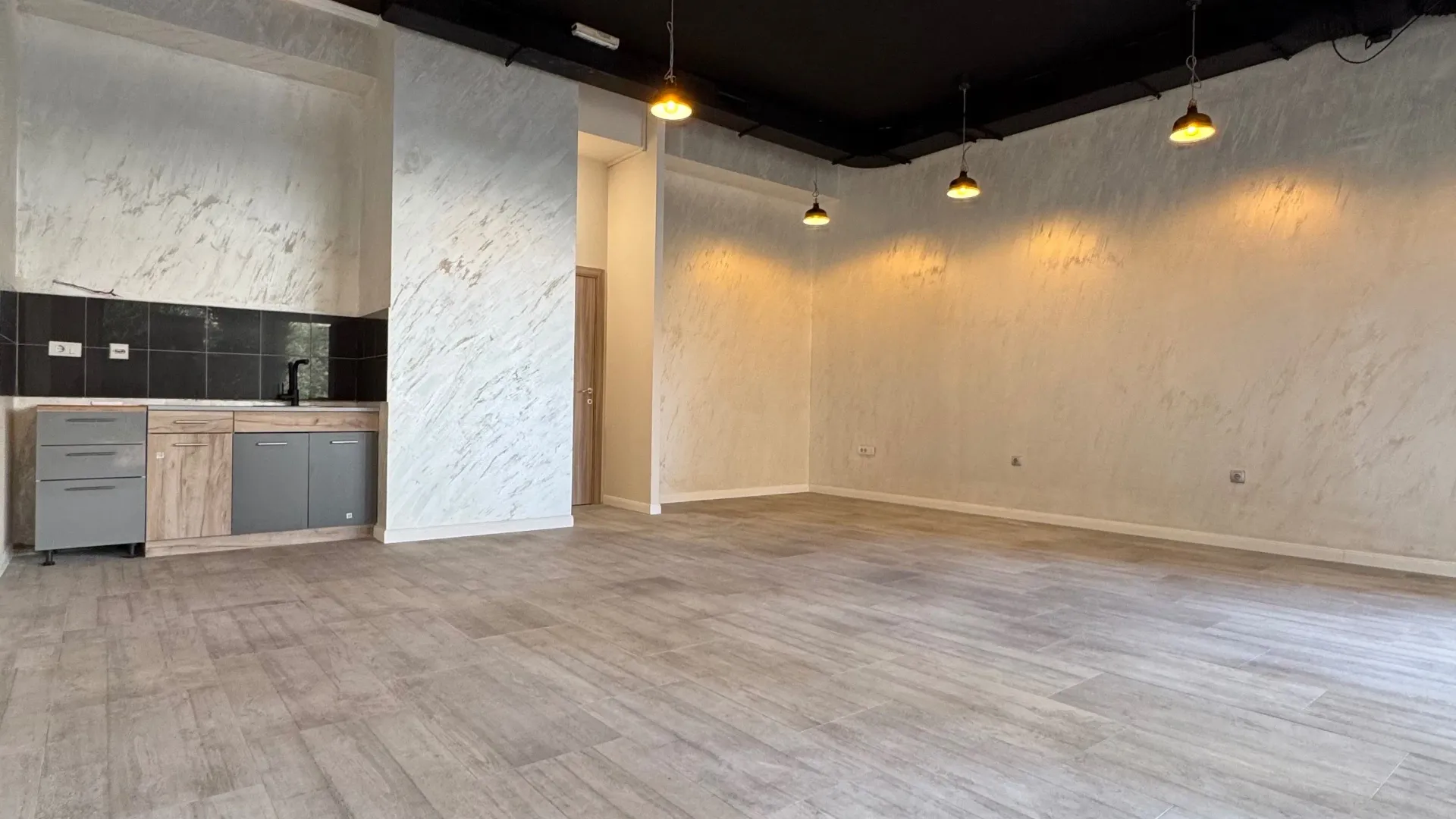 Rent, office space, 45m², City Kvart, Podgorica