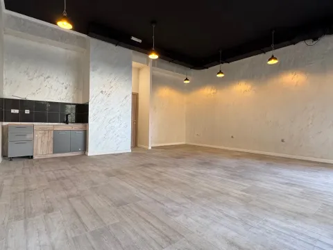 Rent, office space, 45m², City Kvart, Podgorica - image 10