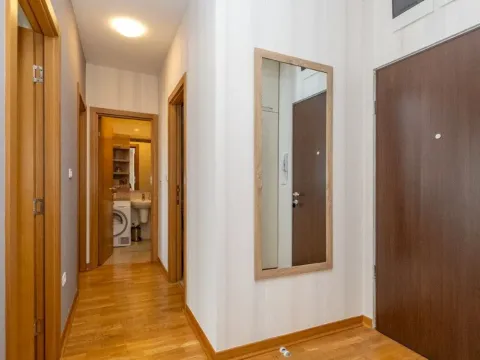 Prodaja, dvosoban stan, 63m², City Kvart, Podgorica - image 5