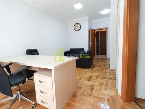 Izdavanje, poslovni prostor, 40m², Gorica C, Podgorica - image 4