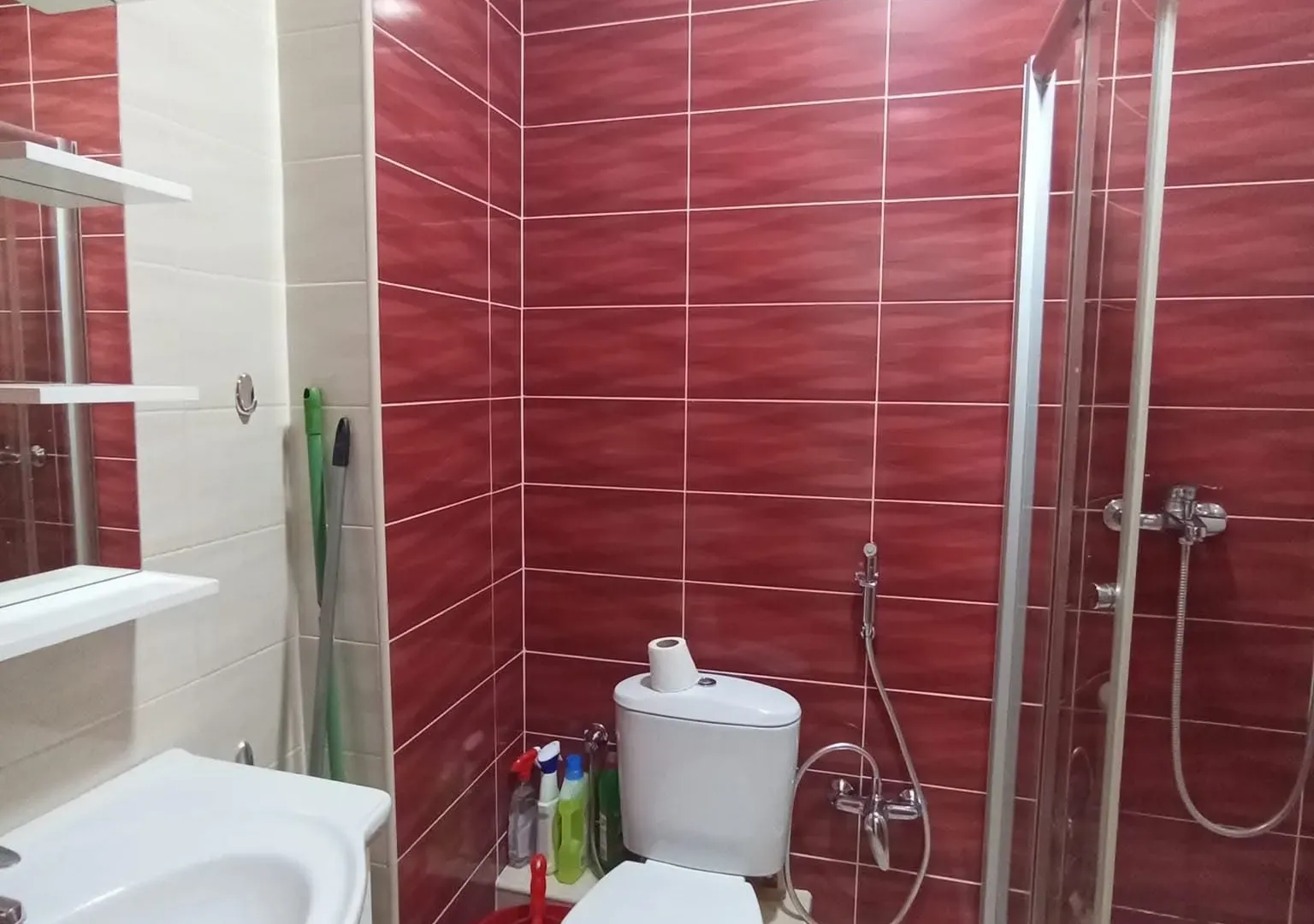 Prodaja, jednosoban stan, 50m², Centar, Bar