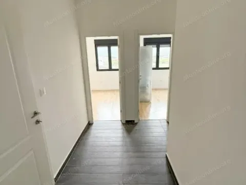 Prodaja, trosoban stan, 90m², Donja Gorica, Podgorica - image 7