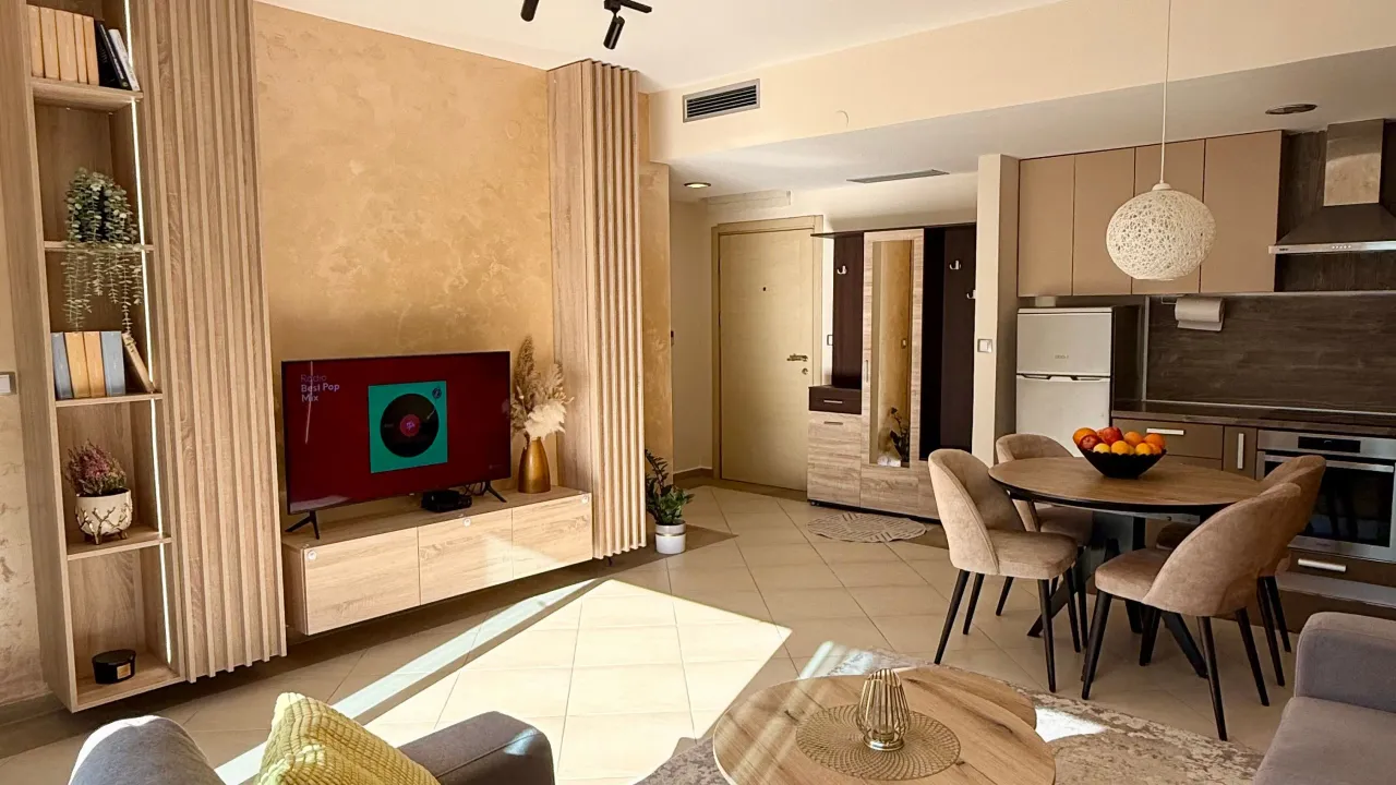 Sale, one bedroom apartment, 74m², Dobrota, Kotor