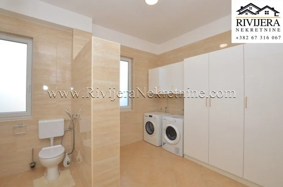 Prodaja, kuća, 256m², Zelenika, Herceg Novi