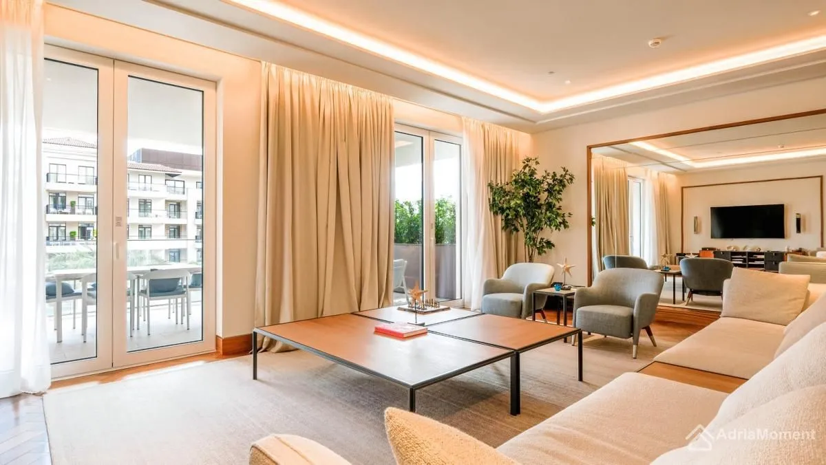 Sale, two bedroom apartment, 183m², Porto Montenegro, Tivat