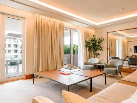 Prodaja, dvosoban stan, 183m², Porto Montenegro, Tivat - image 3