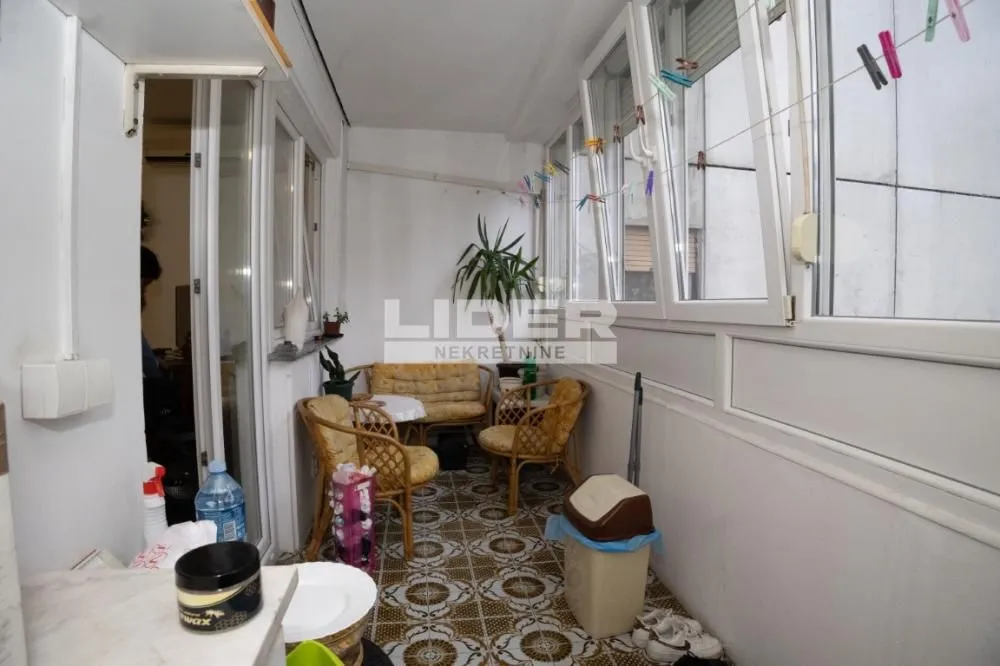 Prodaja, dvosoban stan, 74m², Novi Beograd Blok 63, Novi Beograd Sve Podlokacije