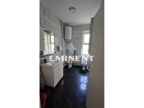 Izdavanje, četvorosoban stan, 130m², Zemun Sve Podlokacije, Beograd - image 9