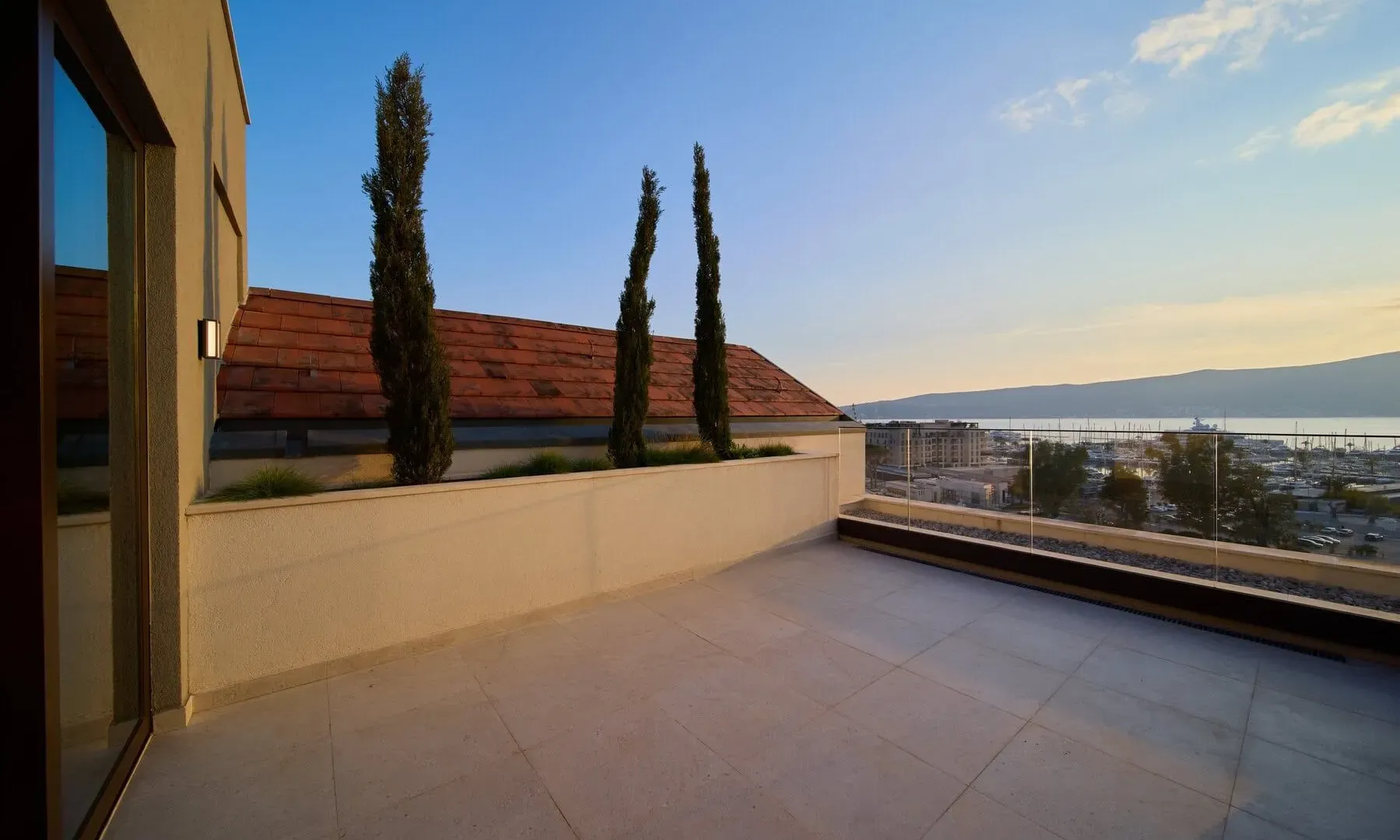 Prodaja, dvosoban stan, 81m², Porto Montenegro, Tivat