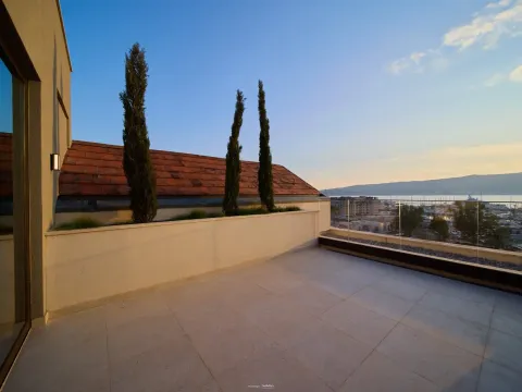 Prodaja, dvosoban stan, 81m², Porto Montenegro, Tivat - image 24