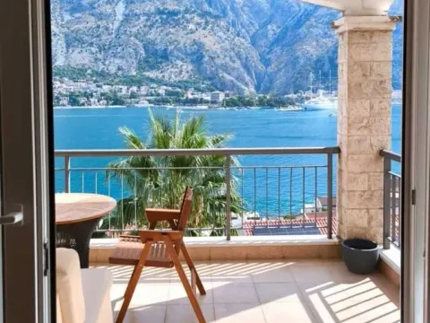 Prodaja, dvosoban stan, 76m², Muo, Kotor - image 2