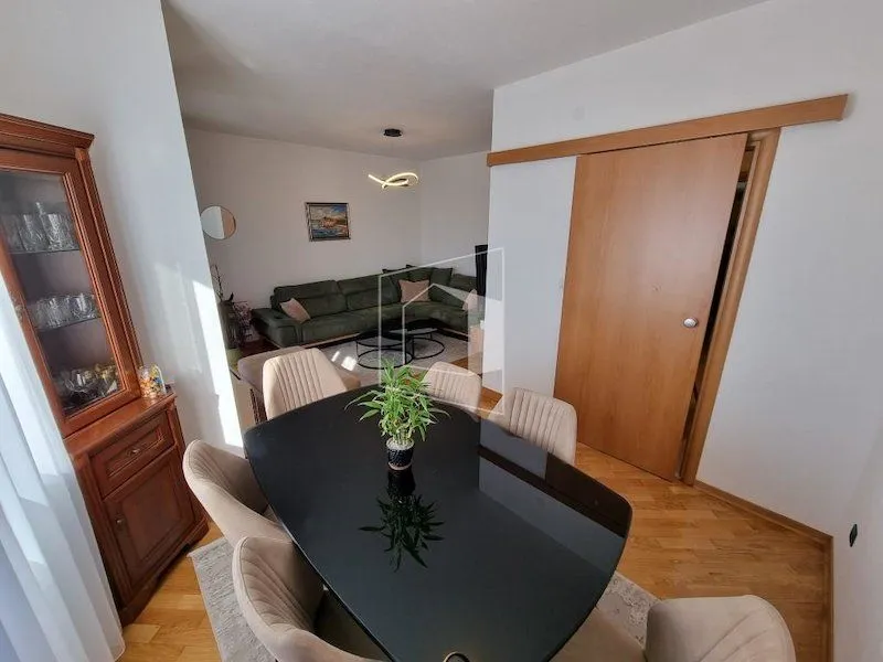 Rent, apartment, 87m², Stari Aerodrom, Podgorica