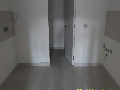 Sale, three bedroom apartment, 84m², Novi Beograd Sve Podlokacije, Beograd - image 2