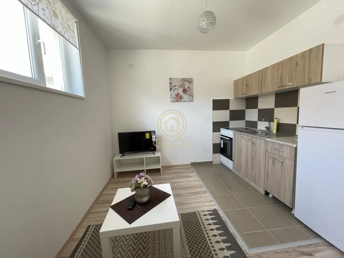 Izdavanje, dvosoban stan, 58m², Crveni Krst, Niš