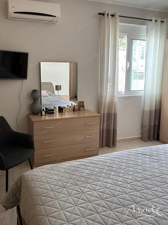Sale, house, 107m², Šušanj, Bar