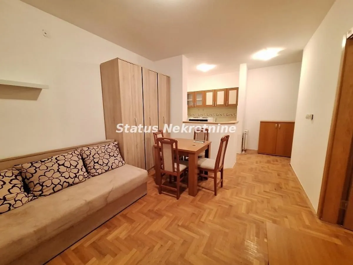 Rent, one bedroom apartment, 42m², Grbavica, Novi Sad Sve Podlokacije