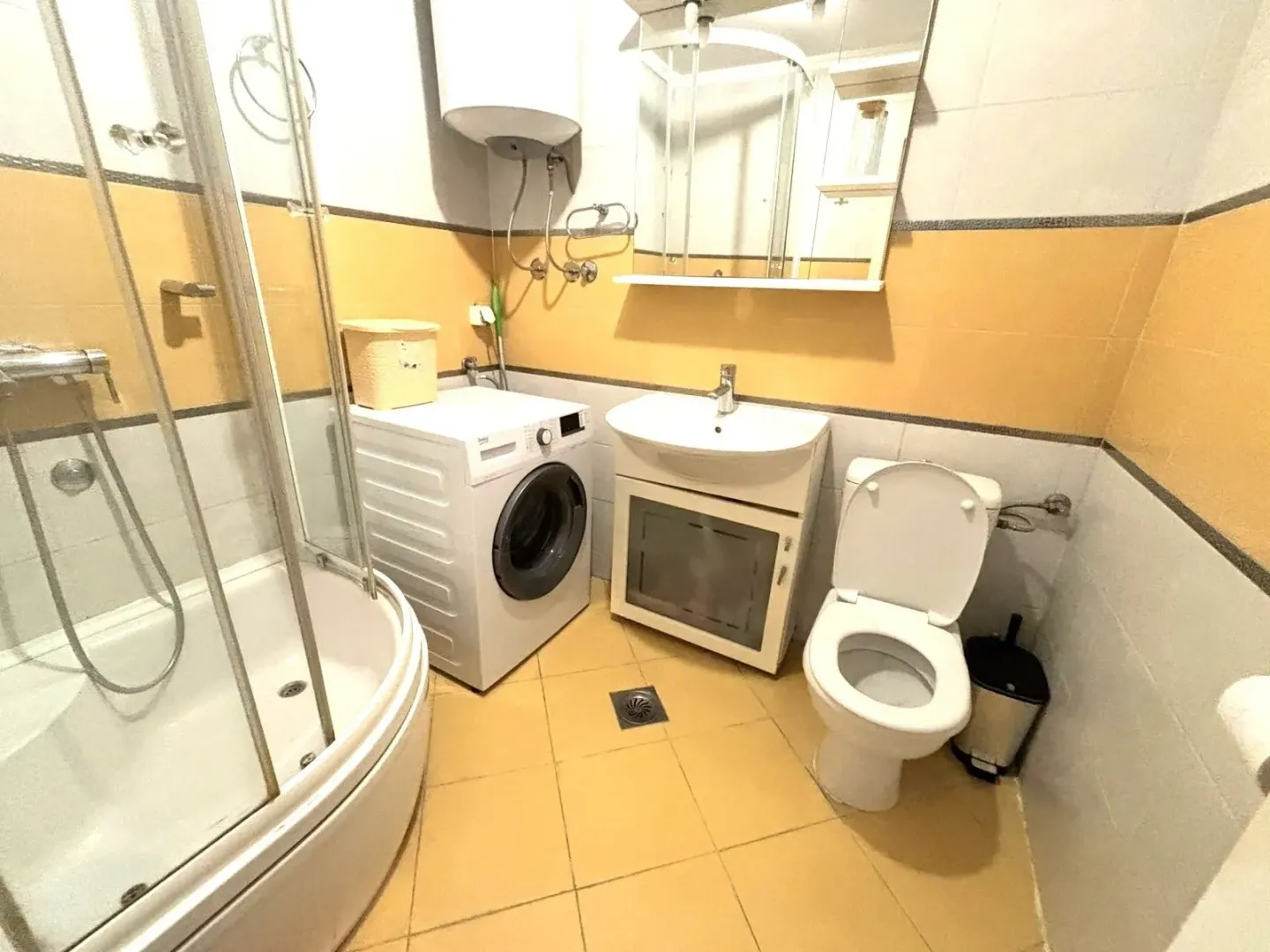 Rent, two bedroom apartment, 64m², Stari Aerodrom, Podgorica