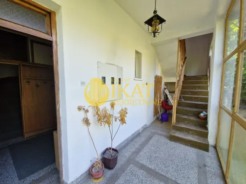 Prodaja, kuća, 221m², Rakovica, Beograd - image 11