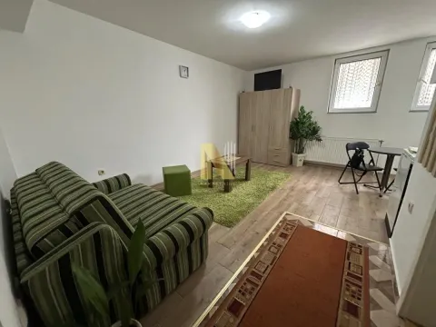 Izdavanje, garsonjera, 23m², Cara Dušana, Novi Sad Sve Podlokacije - image 5