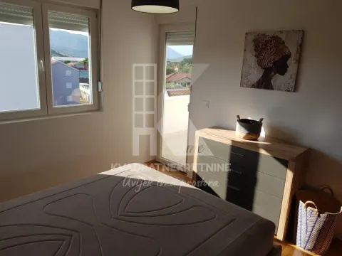 Izdavanje, dvosoban stan, 70m², Donja Gorica, Podgorica - image 7