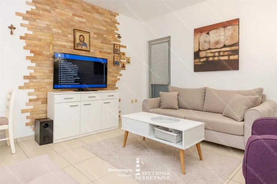 Prodaja, jednosoban stan, 56m², Topla, Herceg Novi