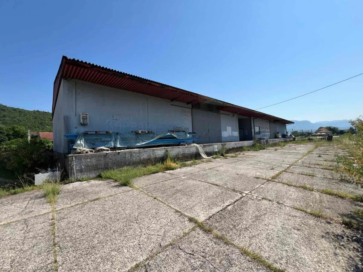 Rent, office space, 1500m², Spuž, Danilovgrad